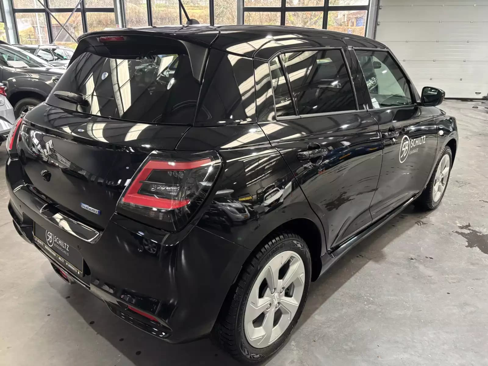 Suzuki Swift 1.2 GL+ - Photo 1