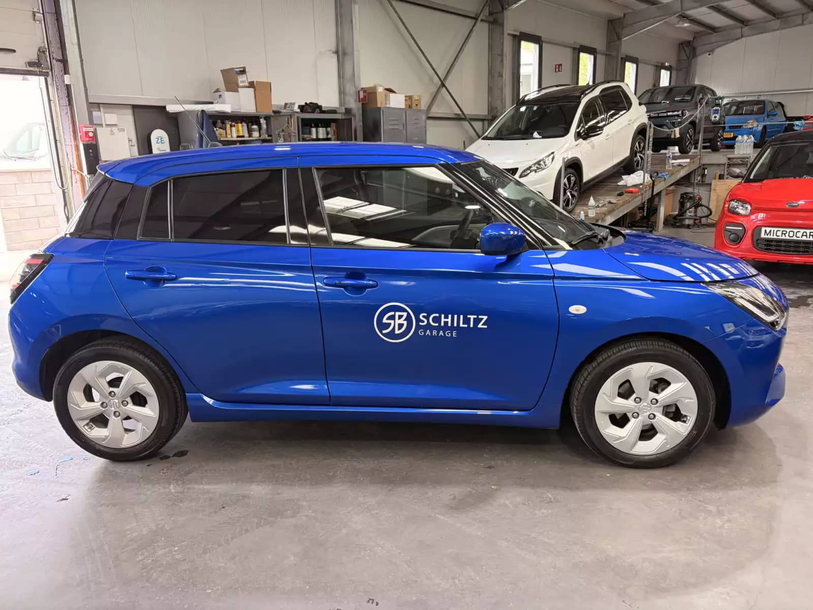Suzuki Swift 1.2 GL+ MildHybrid - Photo 1