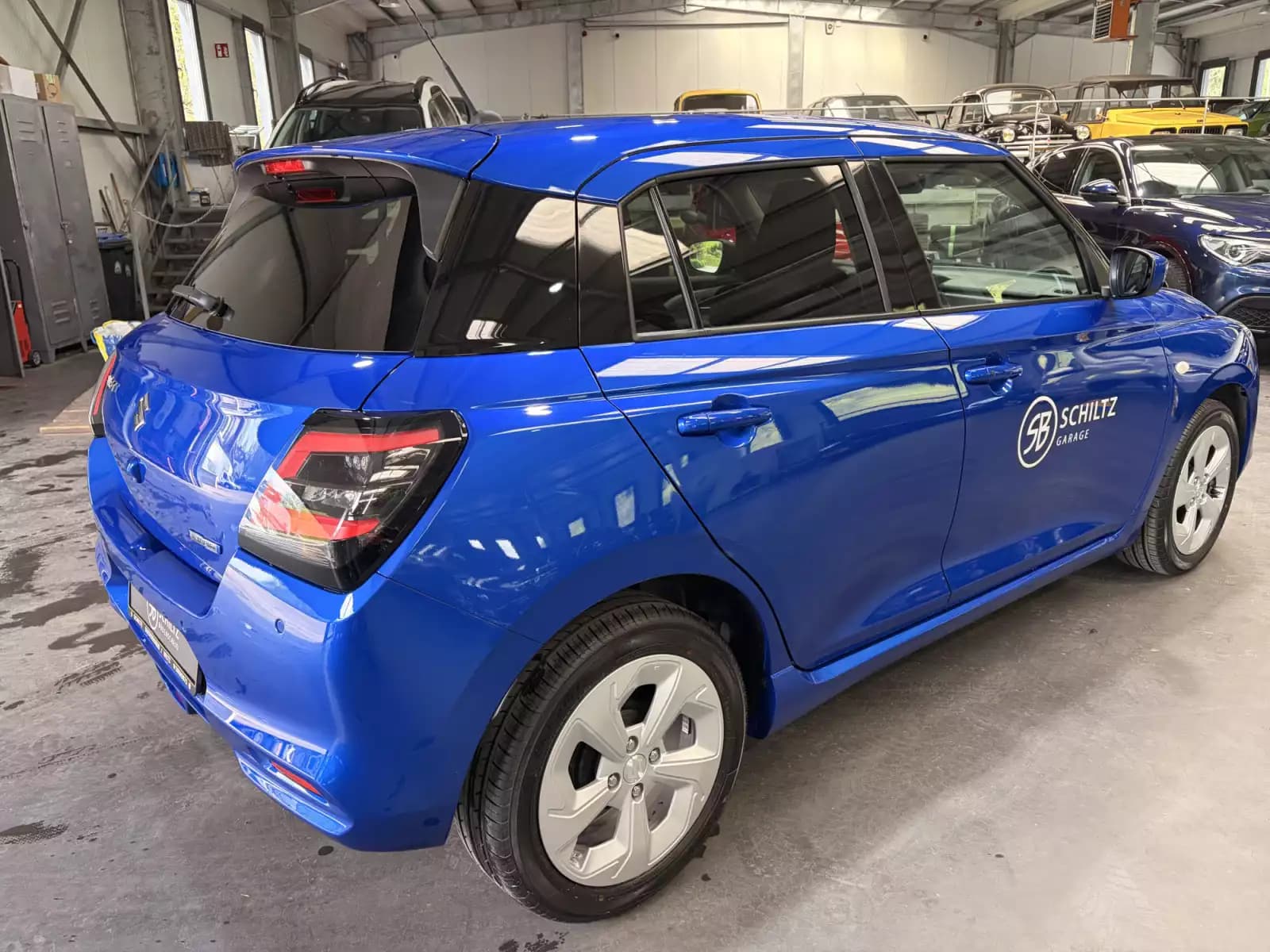 Suzuki Swift 1.2 GL+ MildHybrid - Photo 1