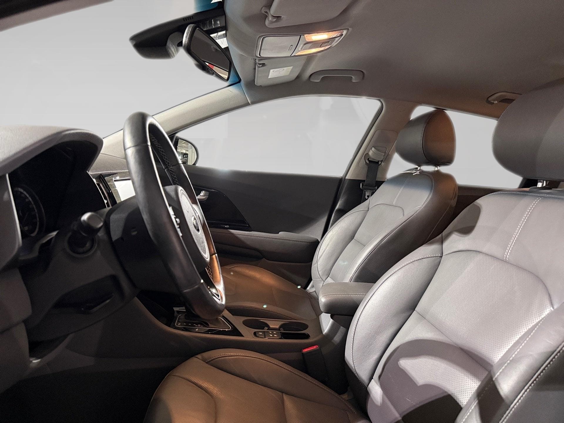 Kia Niro 1.6 HYBRID - Photo 3