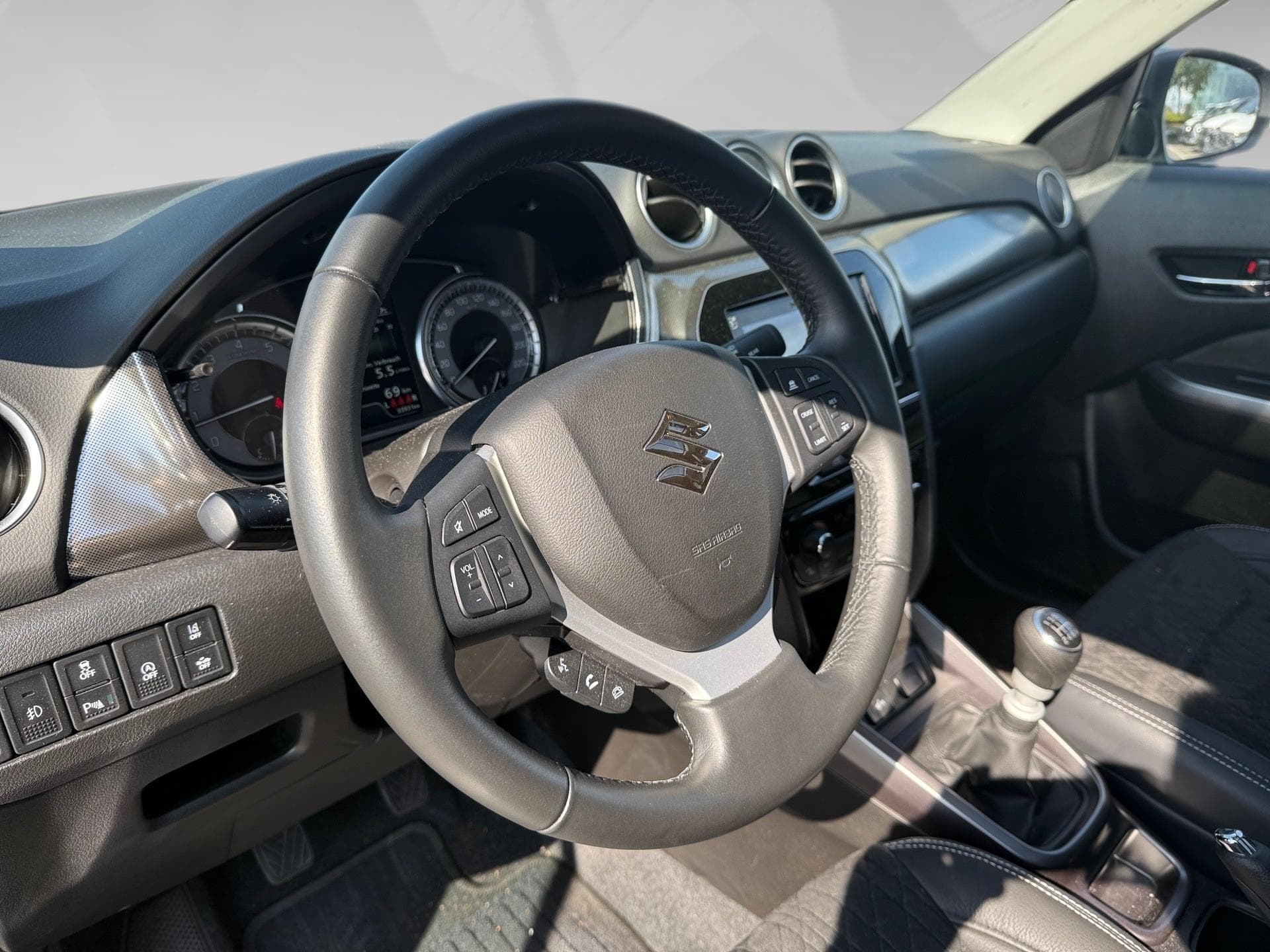 Suzuki Vitara 1.4 GLX - Photo 2