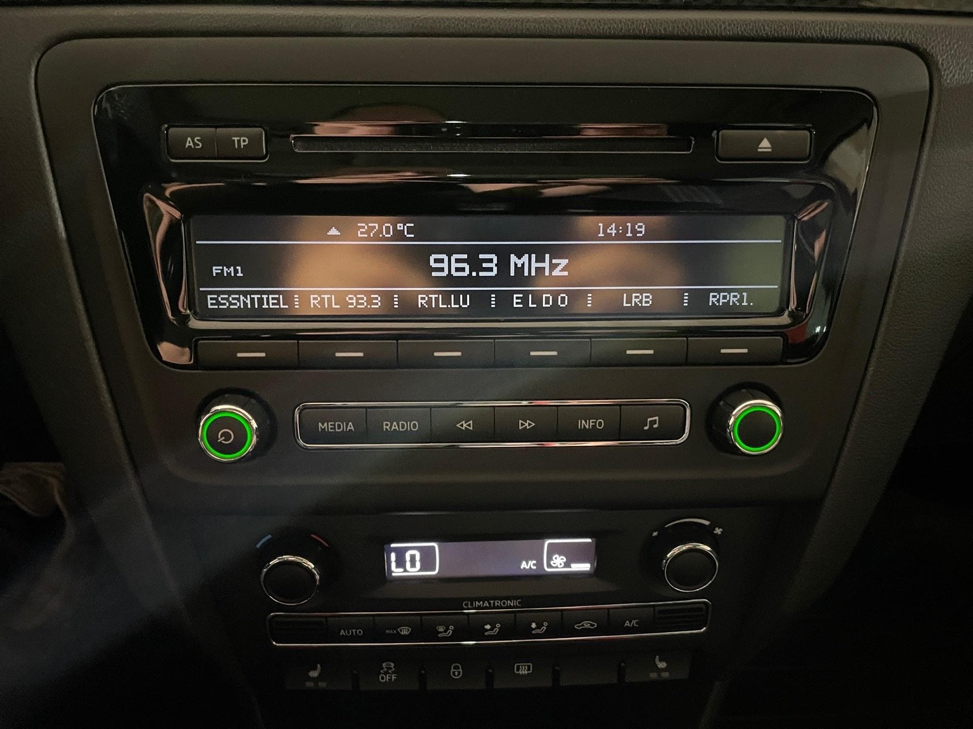 Skoda Rapid 1.6 TDI MONTE CARLO - Photo 2
