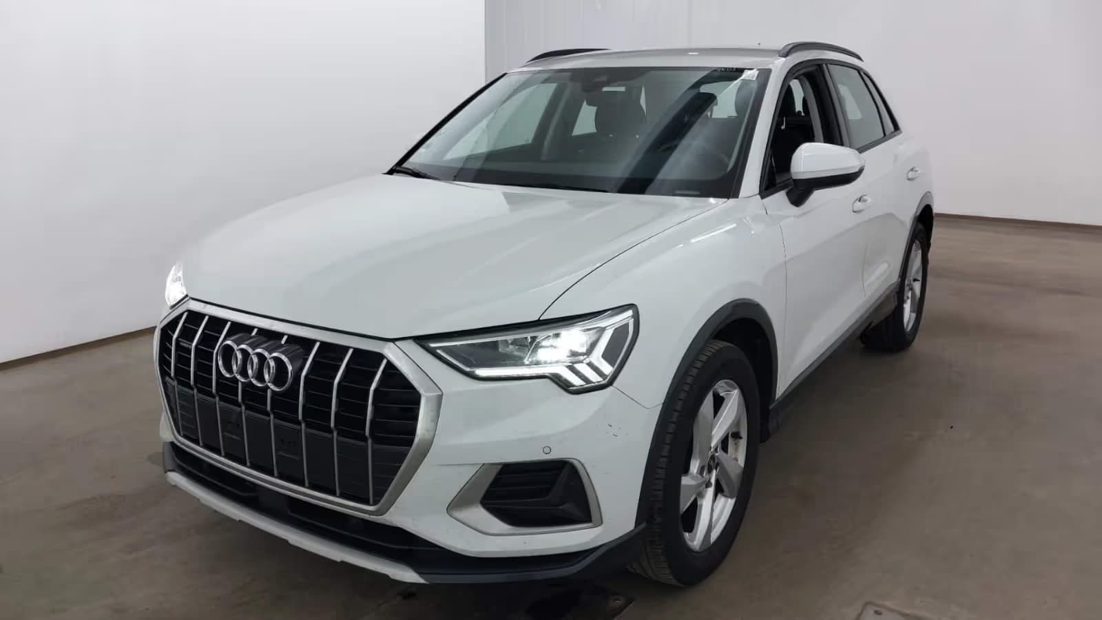 Audi Q3 - Photo 1