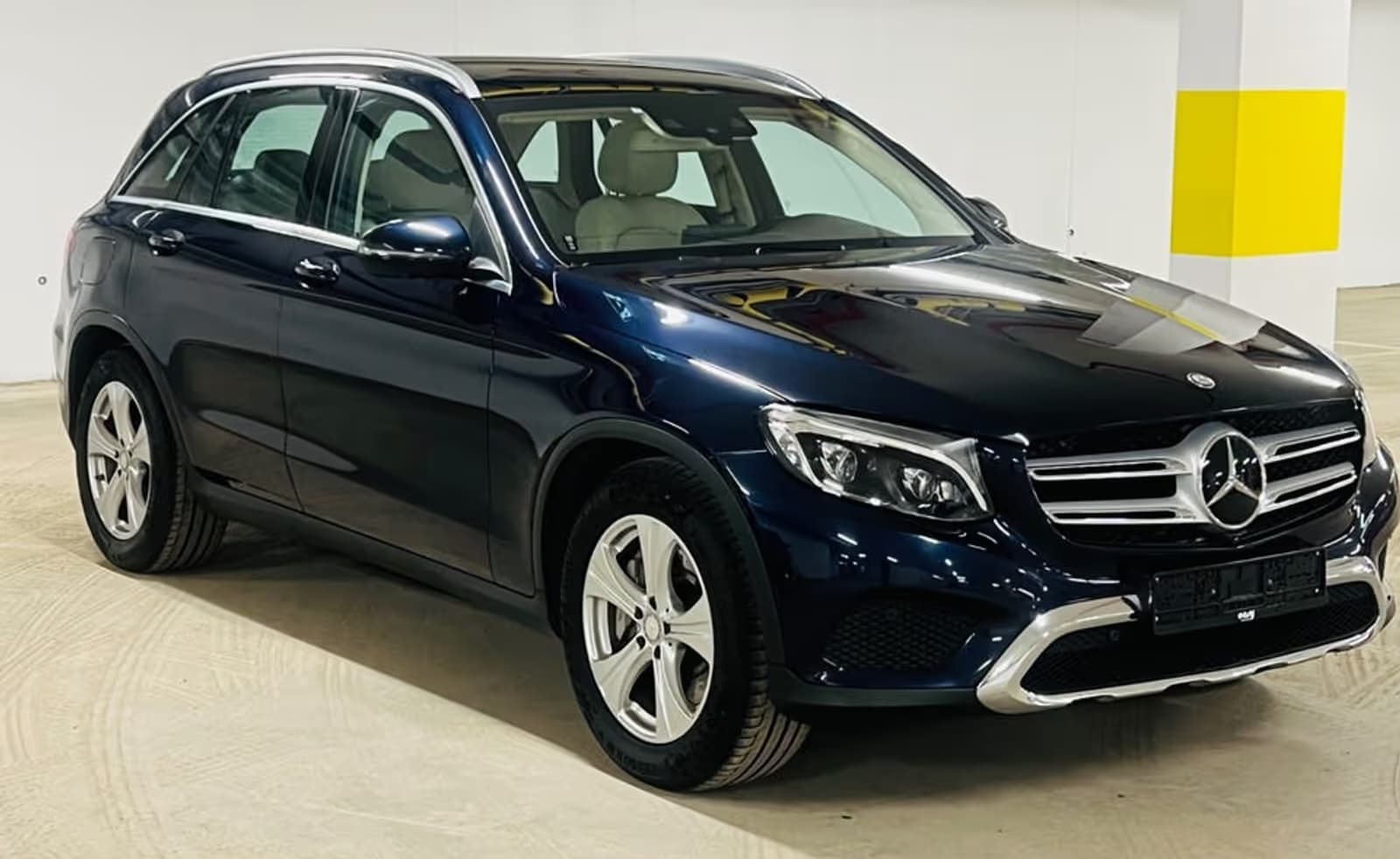 Mercedes-Benz GLC 300 - Photo 1