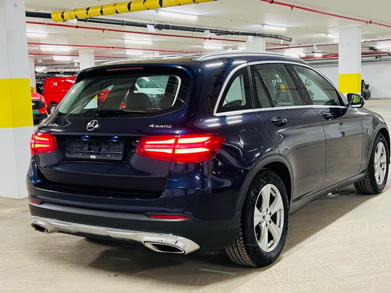 Mercedes-Benz GLC 300 - Photo 1