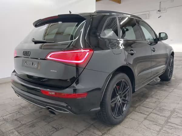 Audi Q5 - Photo 3