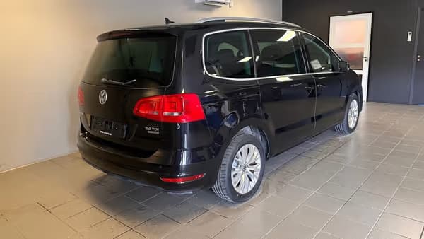 Volkswagen Touran - Photo 3